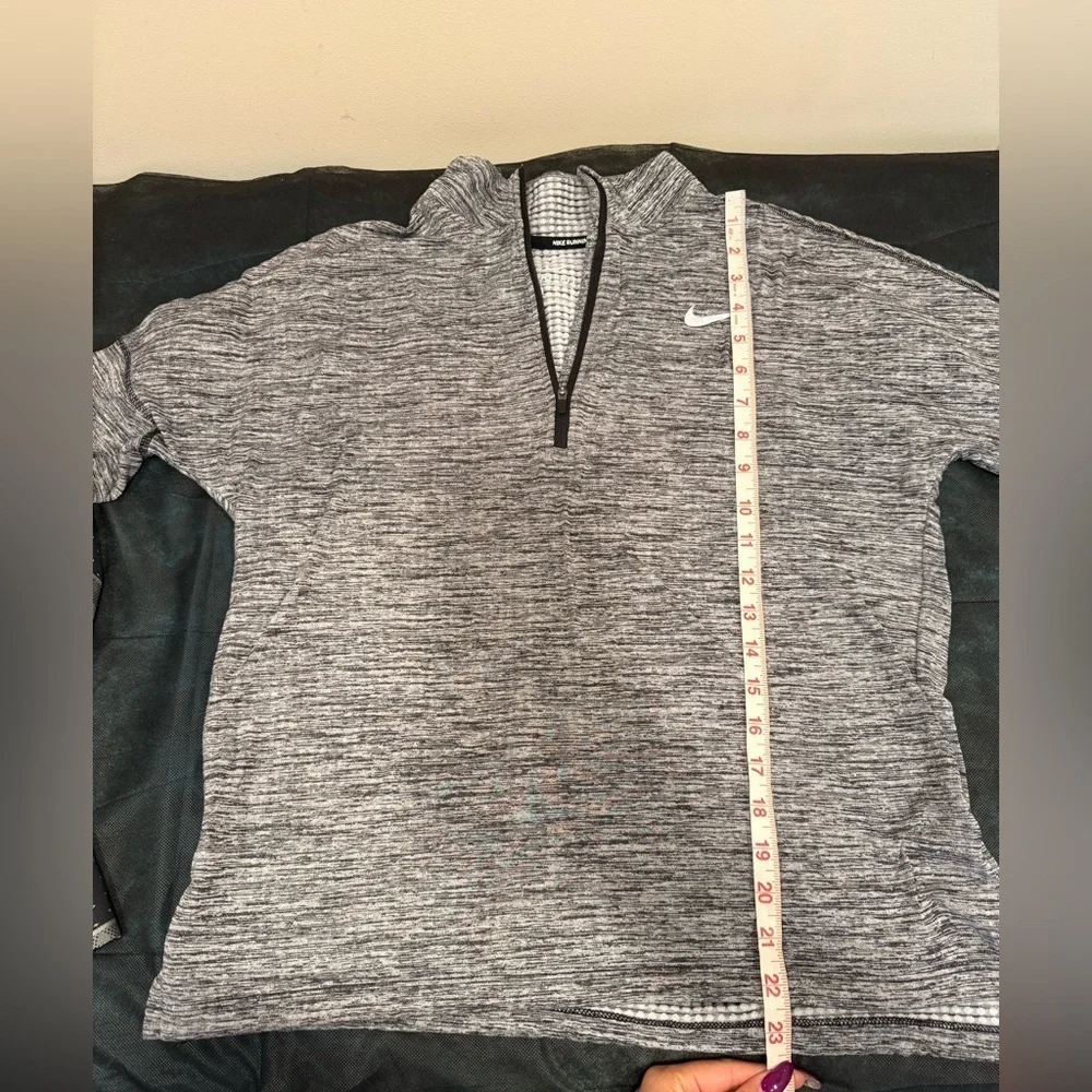 🔥Nike Running Heathered Gray Zip-Up Sweater🔥